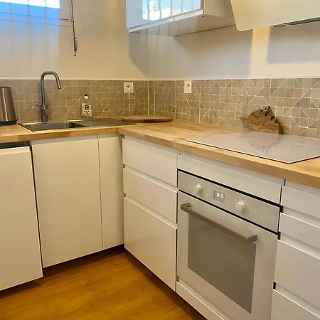 Apartamento T2 à 50 Mètres De La Mer, Belle Vue Sur Végétation